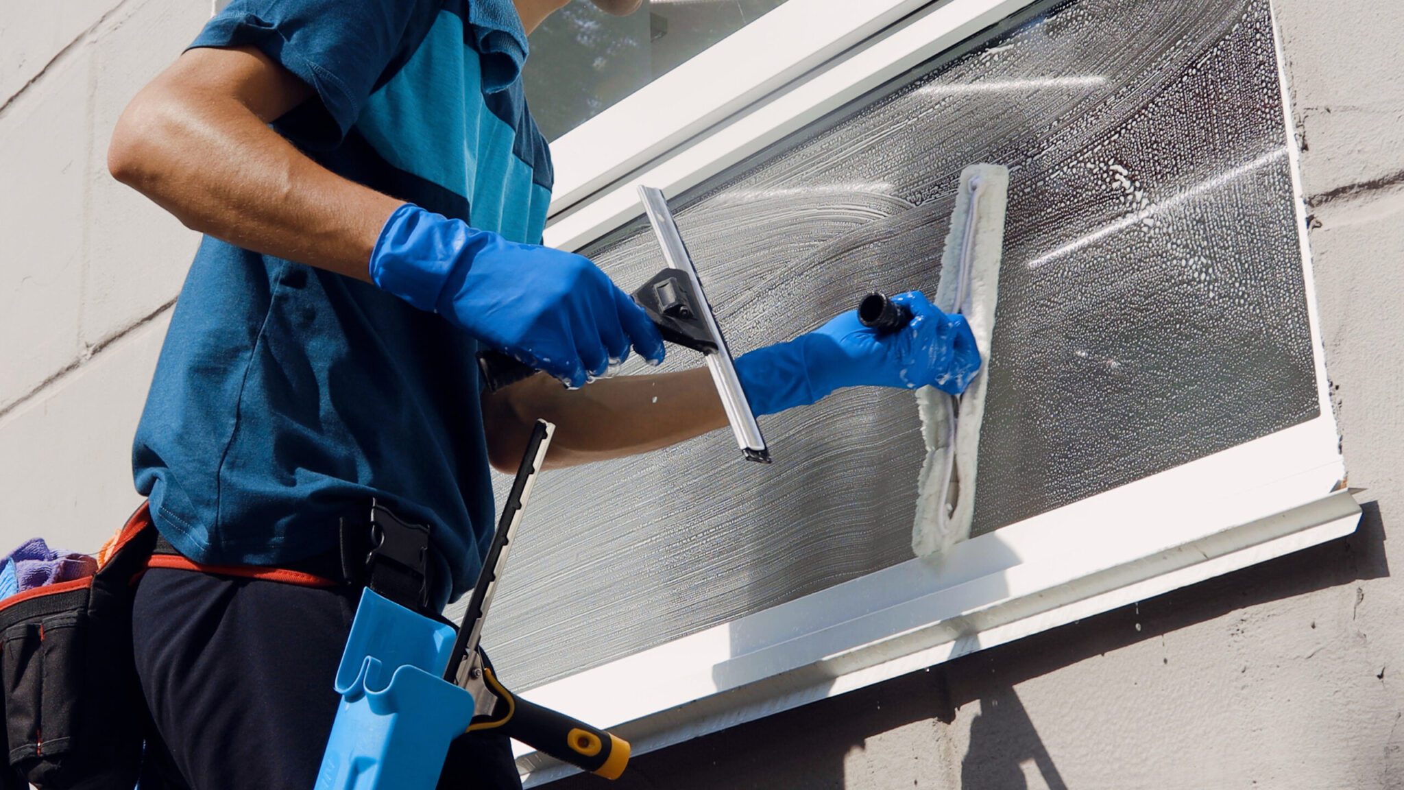 What Is the Best Professional Window Cleaning Equipment? S&K Services