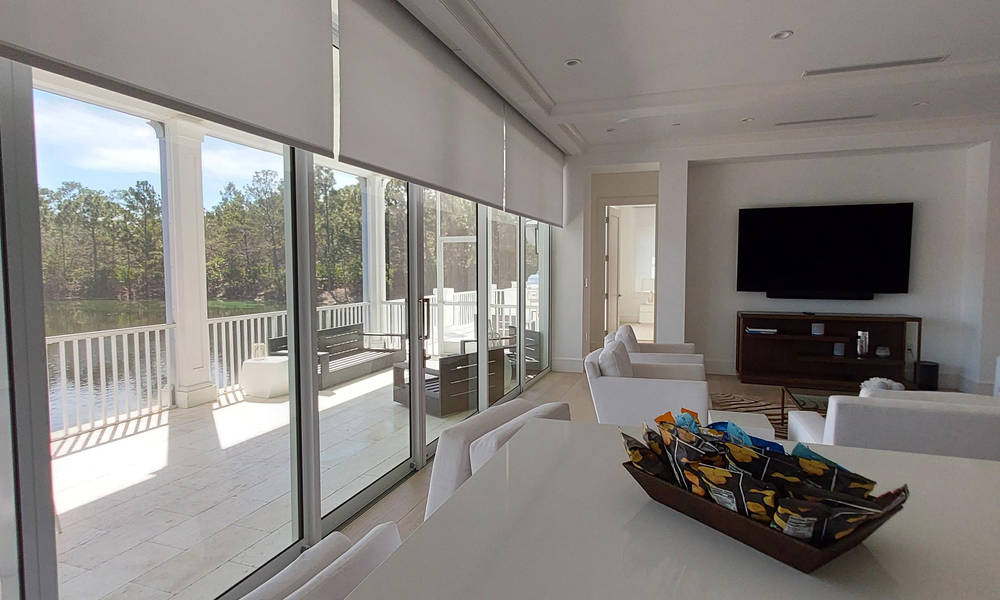 clean windows let in a lot of light in a florida home