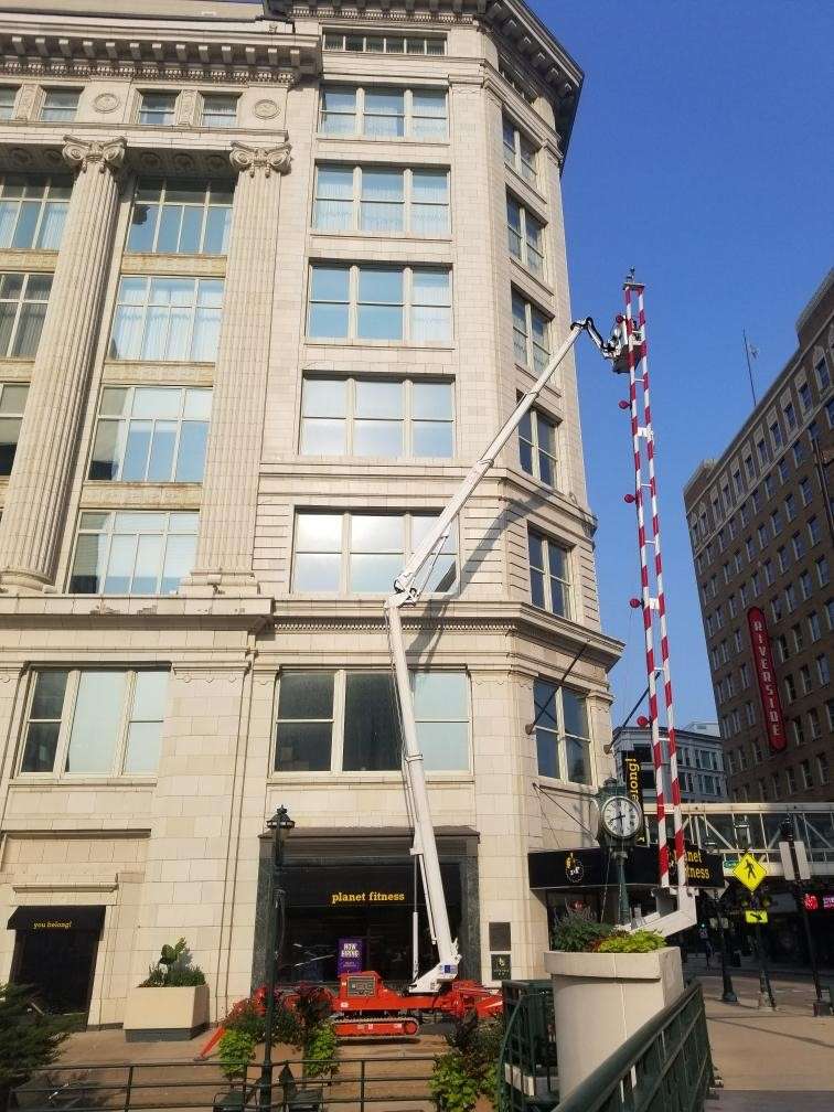 Storefront, Retail & Restaurant Window Cleaning