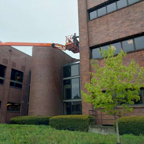 Milwaukee Office and Business Park Window Cleaning